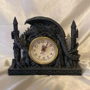 Vintage 90’s resin dragon clock